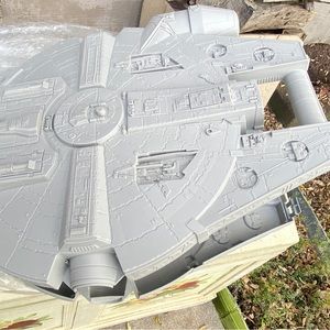 Star Wars Millenium Falcon Carry Case with all figures 1997